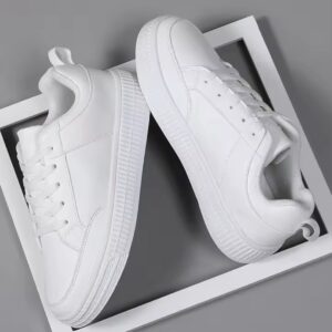 Hermès Sneakers Classiques en Cuir Blanc et Noir